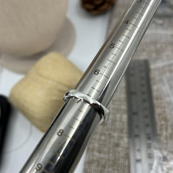 Vintage Estate 925 Sterling Silver Amethyst Statement Ring - Size 7 - Picture 9 of 17